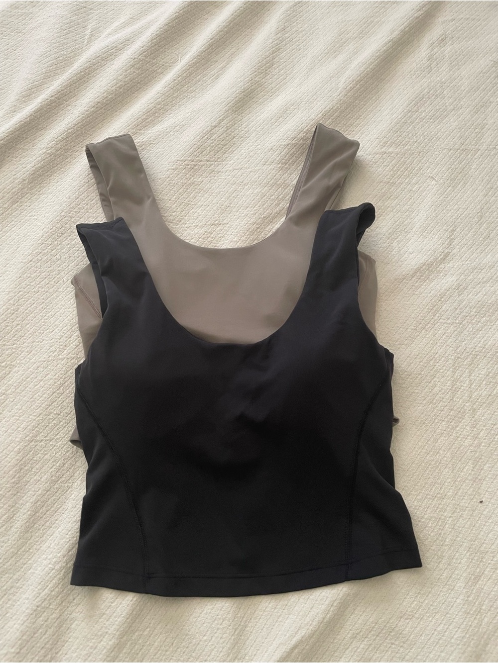 2-bundle-lululemon Wunder Under SmoothCover Tank Top.